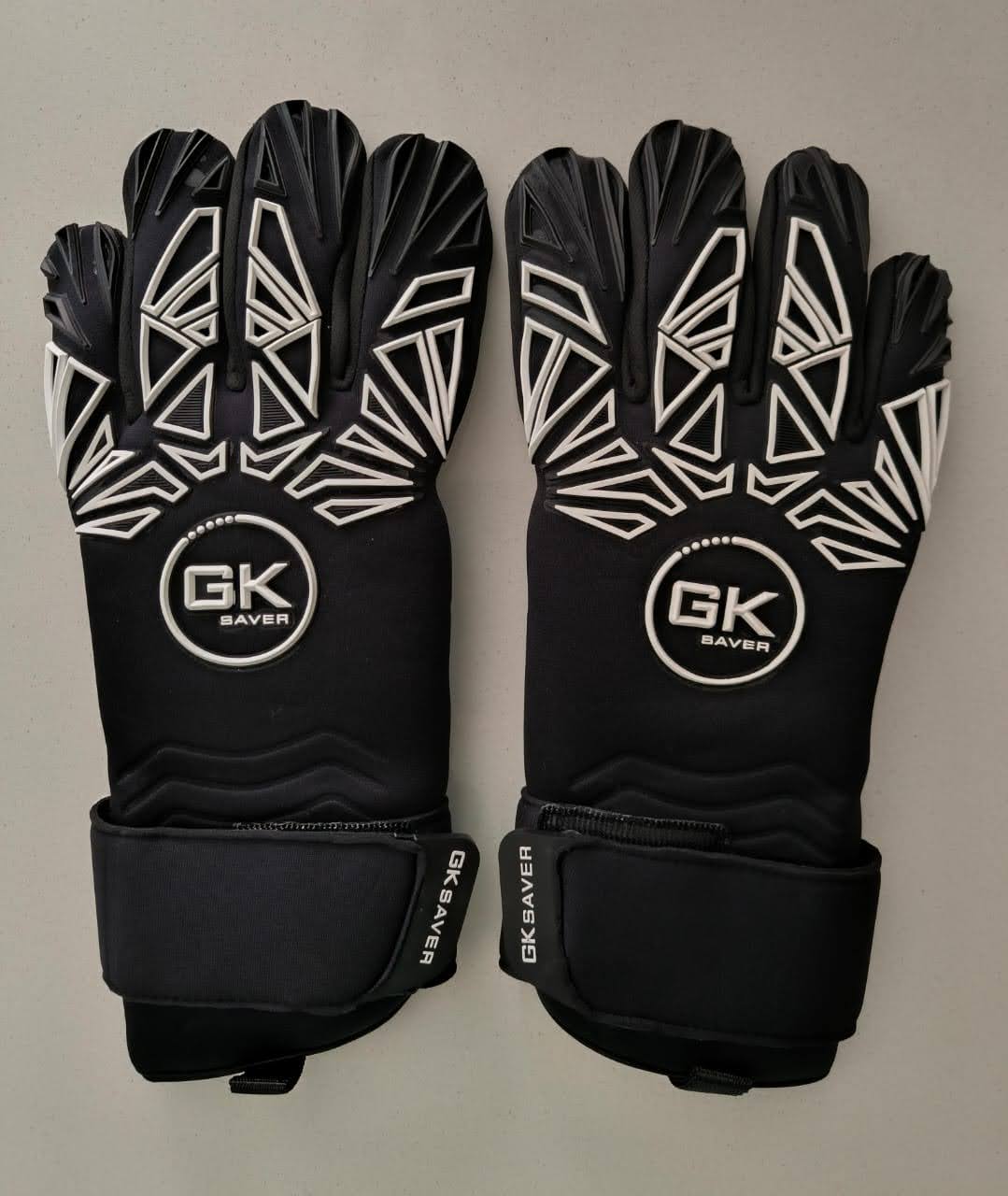 Guantes de Arquero GK Saver Bravo