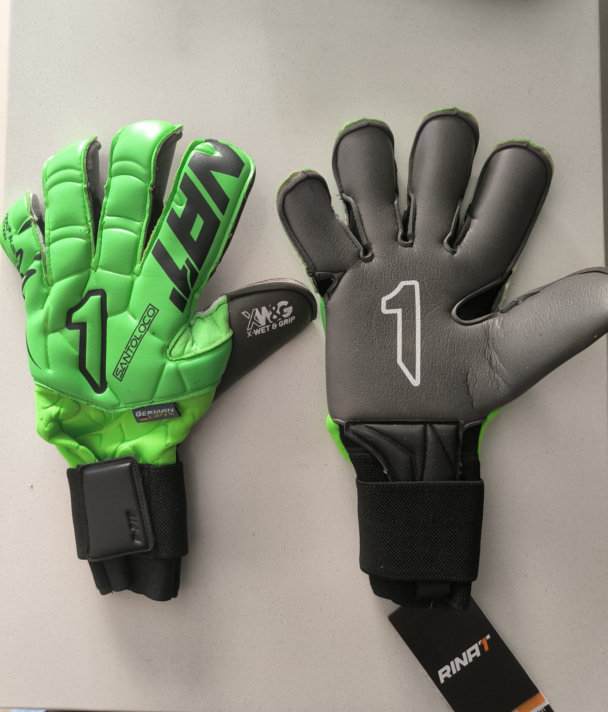 Guantes de arquero Rinat Santoloco