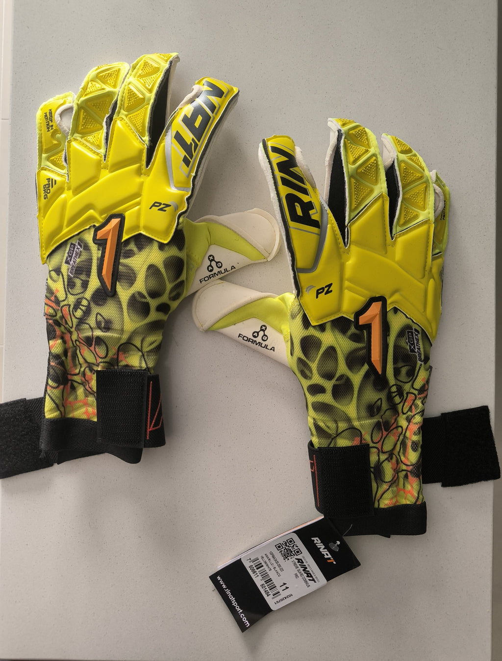 Guantes de arquero Rinat Xtreme Guard Dominius Pro