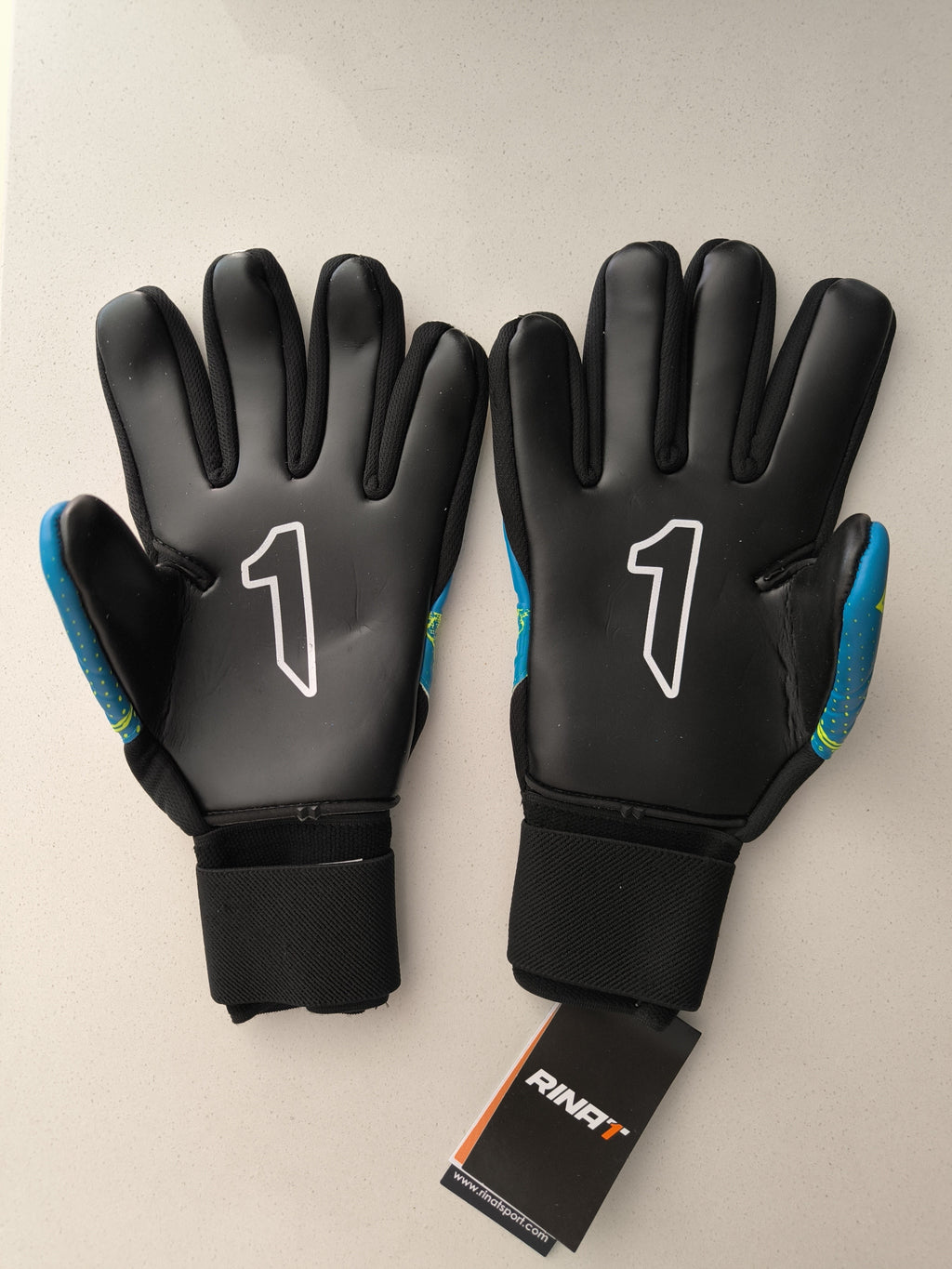 Guantes de arquero Rinat Fiera Training