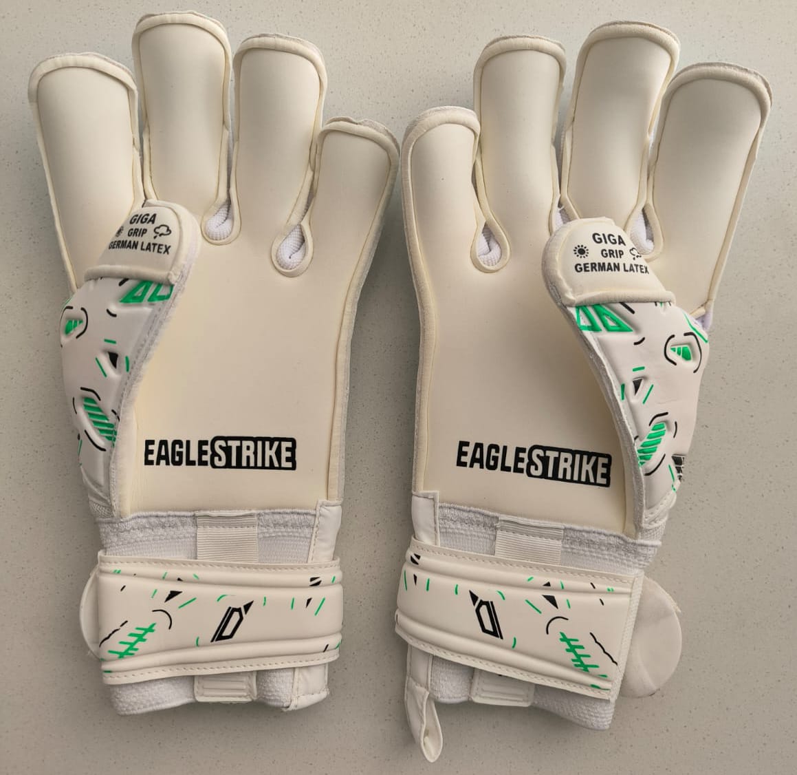 EAGLE STRIKE, Protección para Dedos, Látex Alemán Giga Grip 4mm, Nivel Profesional