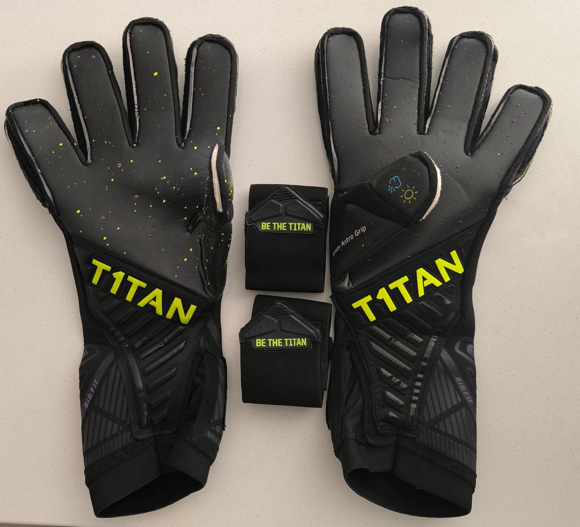 T1TAN Alien Galaxy – Guantes de Portero Profesionales para Fútbol, disponible para adultos