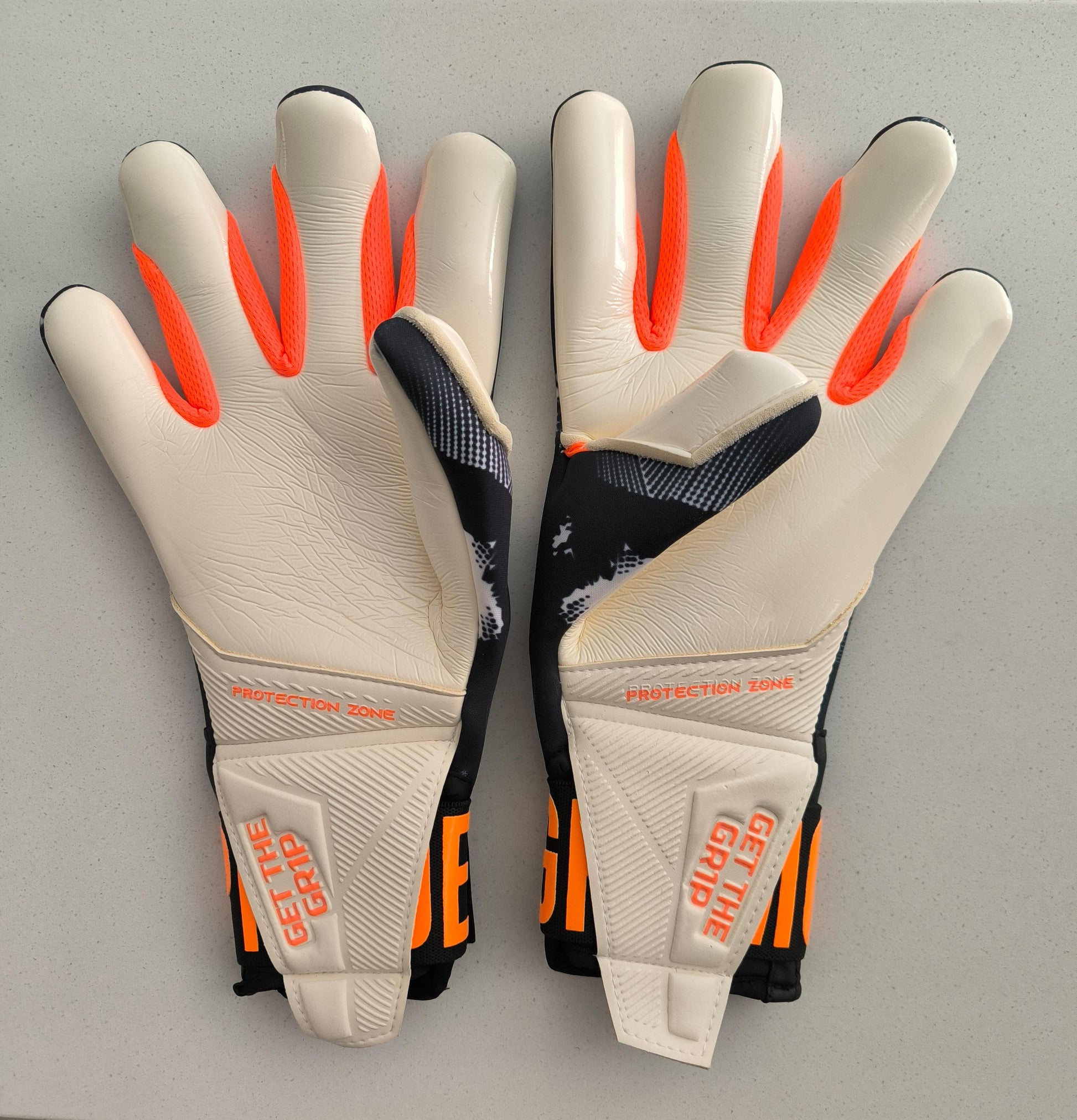 GRIPMODE Guantes de Portero Ultra Hybrid para Adultos con Látex Griptec® – Para Todo Tipo de Clima, Protección Profesional para Fútbol