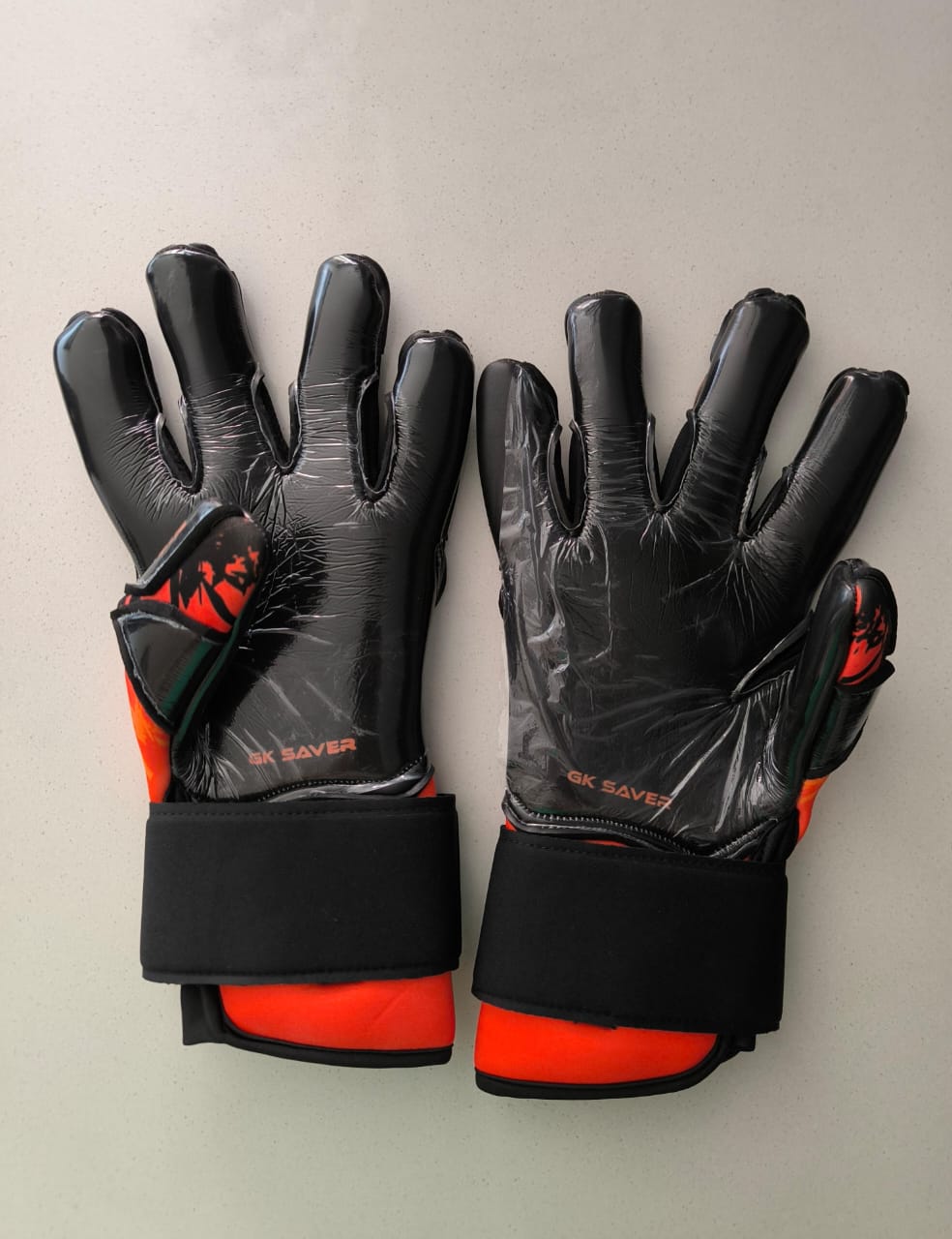 Guantes de Arquero GK Saver Bravo